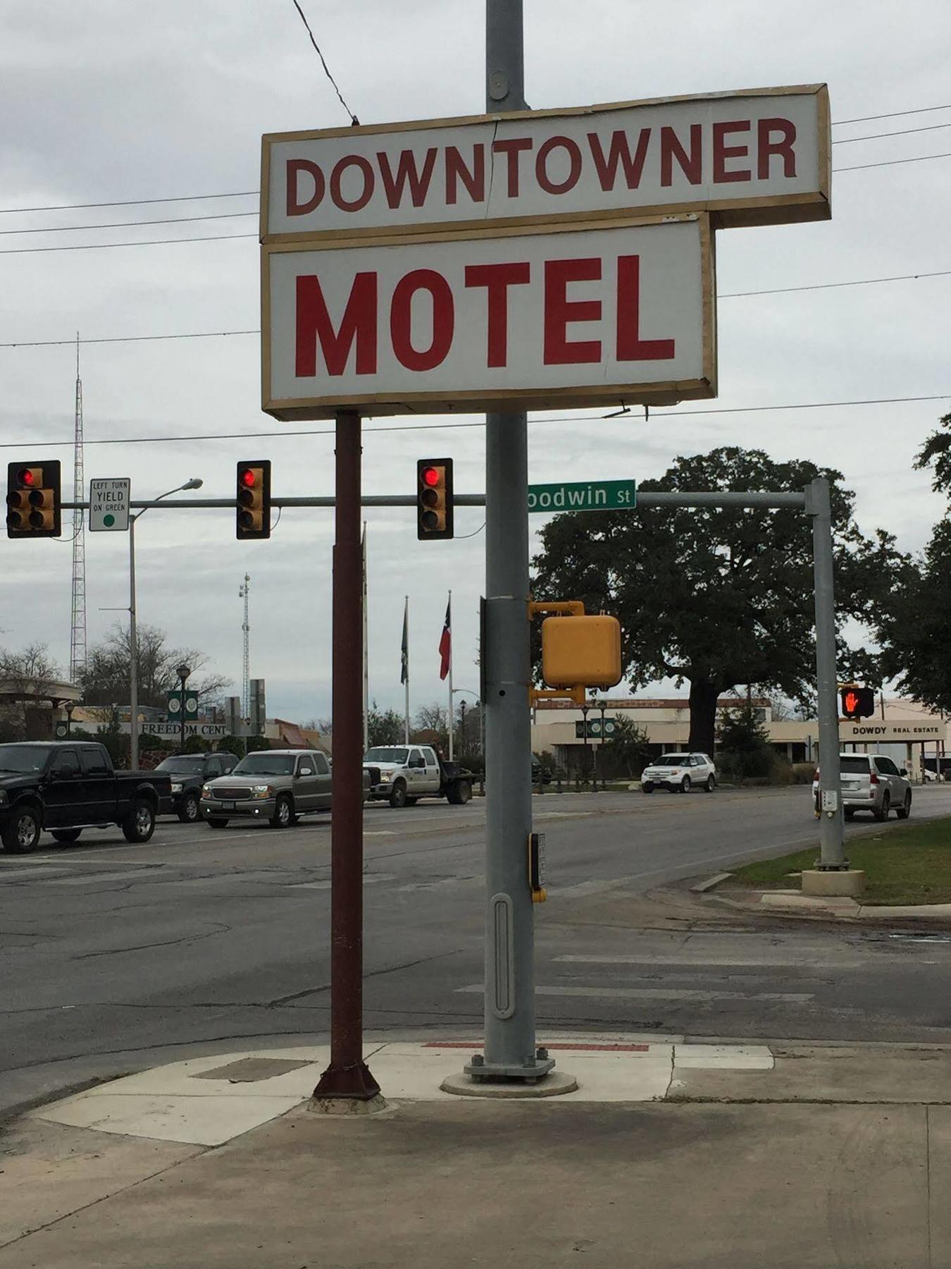 Downtowner Motel Pleasanton Ngoại thất bức ảnh